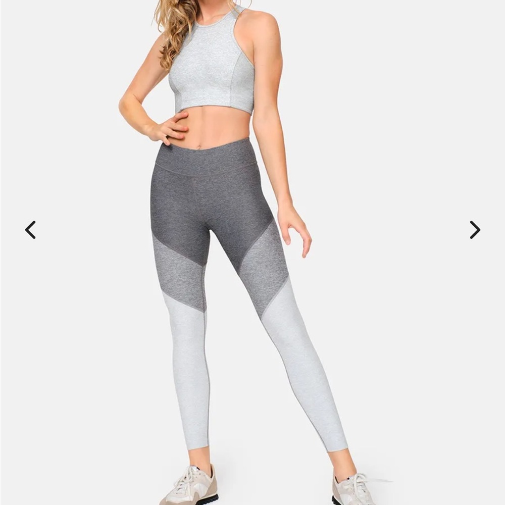 Outdoor Voices - Springs 7/8 legging- XS - barely worn/like new